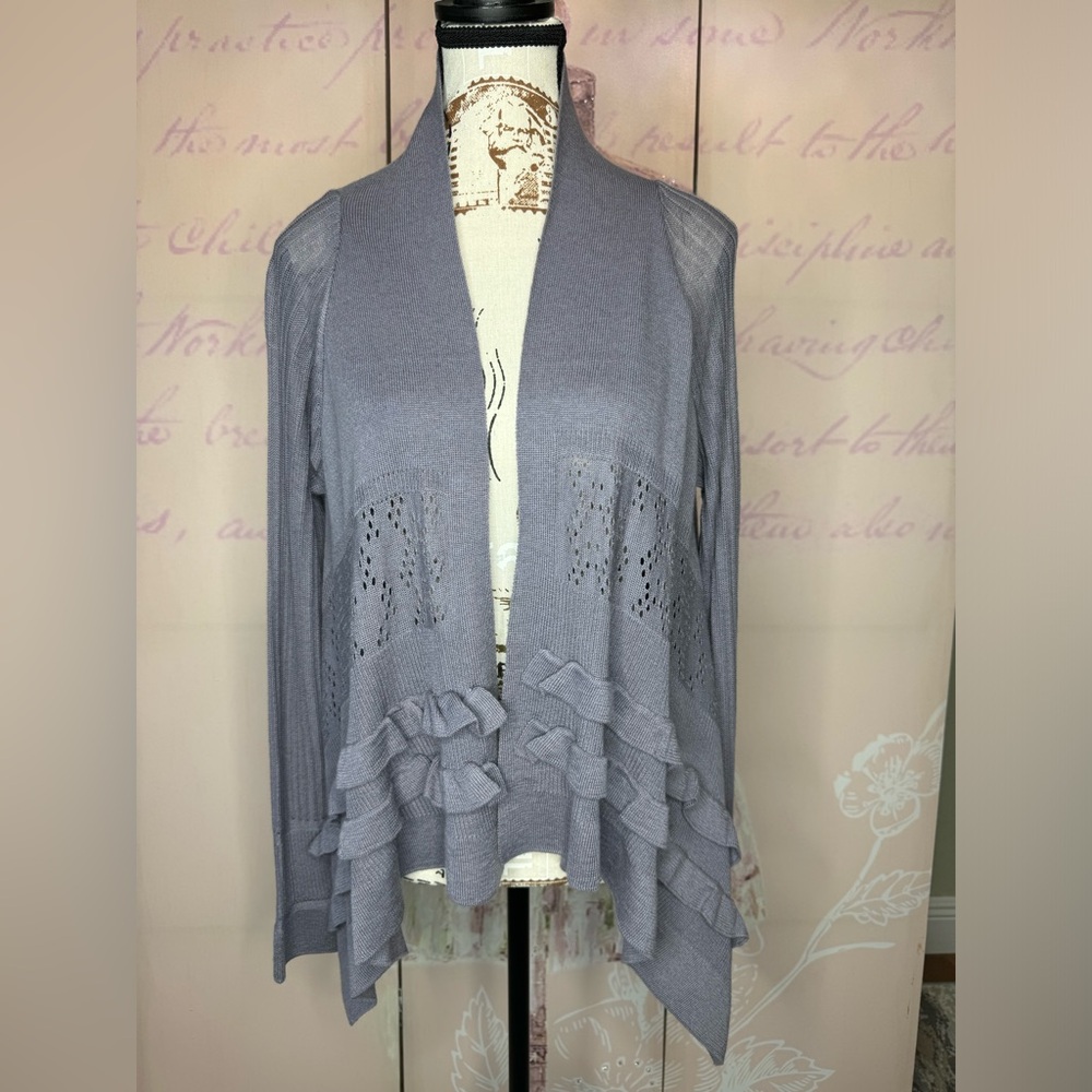New York & Company Streetwear Ruffle Cardigan Wool Acrylic Soft Size M